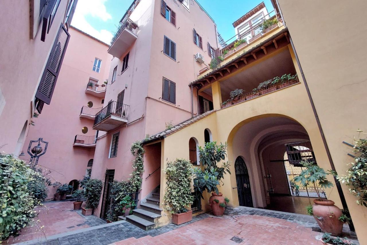 ローマLuxury Di San Giacomoアパートメント エクステリア 写真